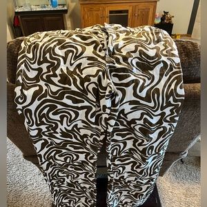 Women’s Swirly Jeans💕